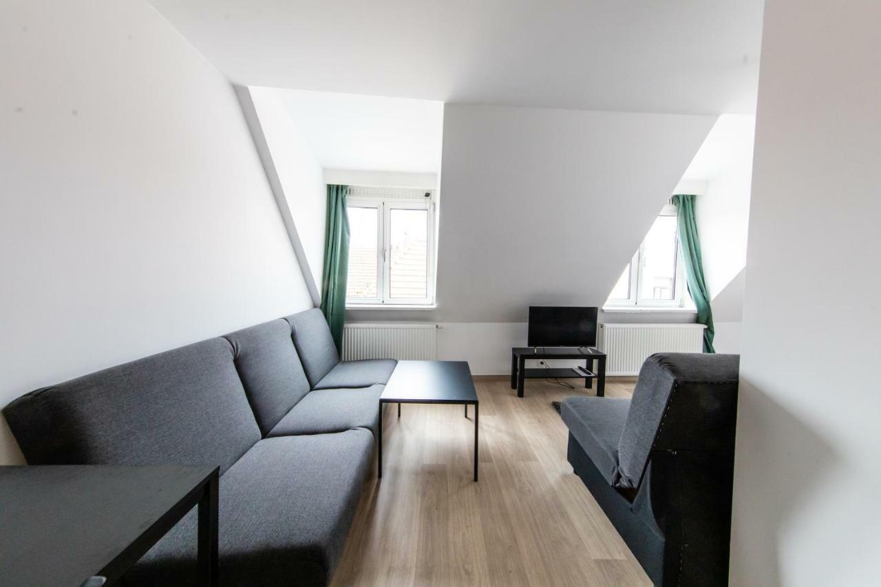 Flat In The Heart Of Antwerp Centrum Bagian luar foto